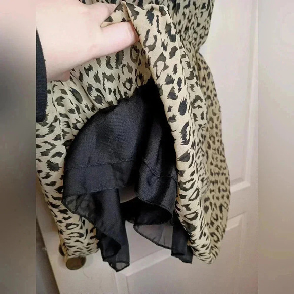 RUE21 Animal Print leopard print Midi dress (#839) - Picture 3 of 8